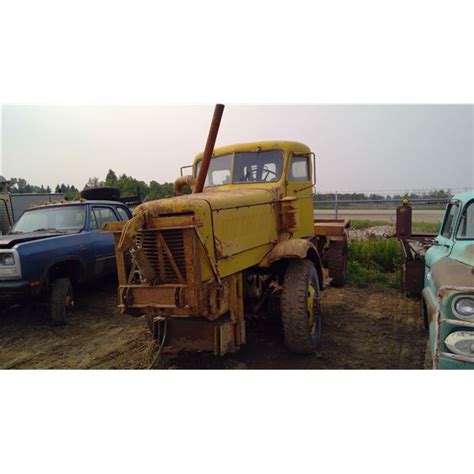 Uranium City Plow Truck Autocar Mode M7d Plow Truck Chassis 77215 4x4