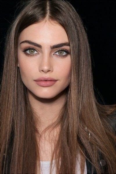 Cara Delevingne Phoebe Tonkin Kecantikan Rambut Rias Rambut