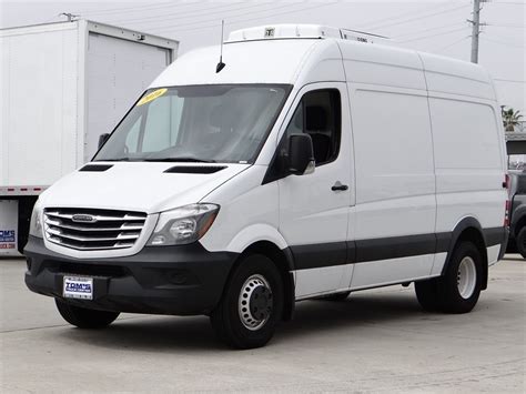 Pre-Owned 2016 Freightliner Sprinter Cargo Vans RWD 3500 144 van in Santa Ana #U229260 | Tom's ...