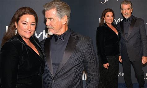 Golden Globes 2020 Pierce Brosnan 66 Looks Sharp As He Gazes At Busty Wife Keely Shaye Smith