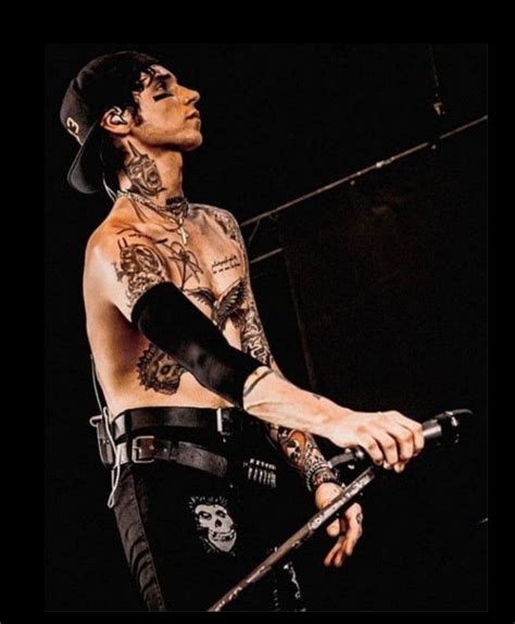 Black Viel Brides Black Veil Brides Andy Cute Emo Outfits Andy