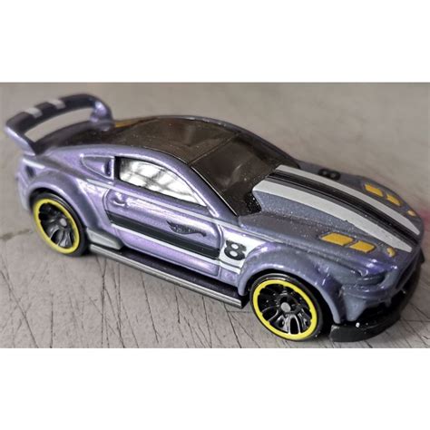 Hot Wheels Custom 15 Ford Mustang Mix Shopee Malaysia