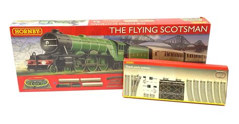 Hornby Gauge Flying Scotsman Electric Train Set With Class A