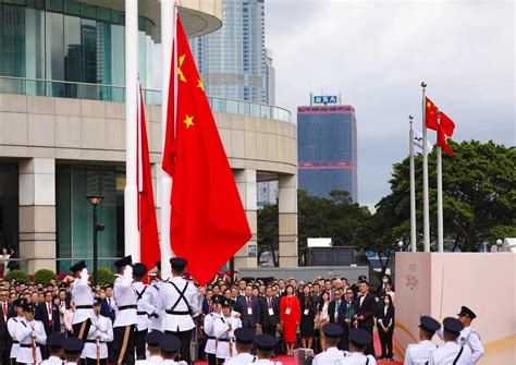 香港回归祖国26周年升旗仪式 中国日报网