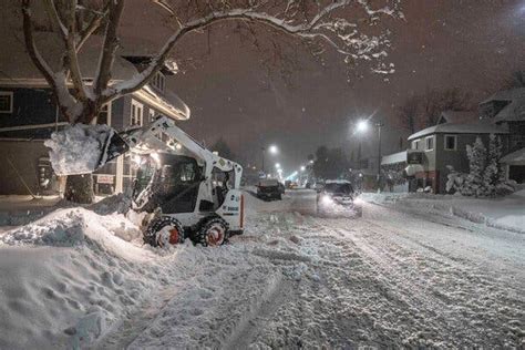 Buffalo Storm: More Snow Expected in Western New York - The New York Times