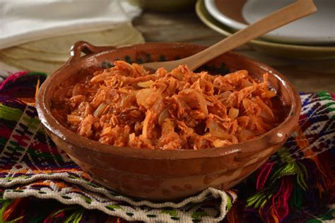 Tinga De Pollo Con Chipotle