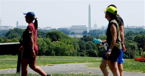 55 Million Americans Under Alerts From Heat Wave Cbs News