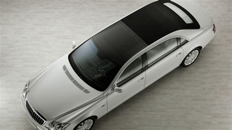 Updated: Maybach 62 Landaulet Study