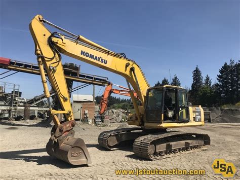 For Sale 2007 Komatsu PC220LC 8 Excavators Crawler