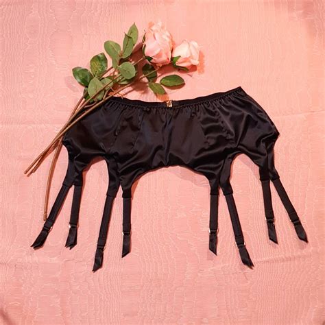 8 Strap Suspender Belt Vintage Retro Lingerie Lilibeth Etsy