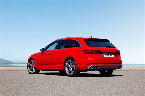 Review 2020 Audi S4 Avant