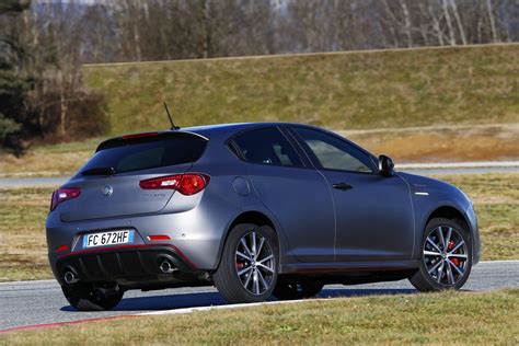 2016 Alfa Romeo Giulietta Facelift Unveiled Its Similar To The Austin