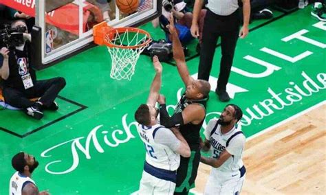 Strong Defense Propels Boston Celtics To 2 0 Lead Over Dallas Mavericks