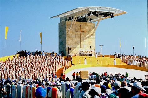 Journées mondiales de la Jeunesse 1997 à Paris duthilleul