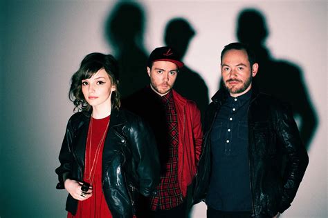 CHVRCHES anuncia reedición de su álbum debut y lanza tema inédito