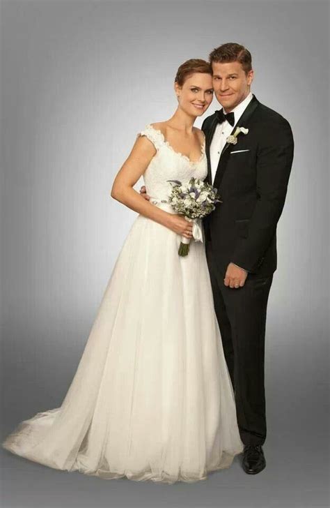 Bones Peek Inside Brennan And Booths Wedding Album Brennan And