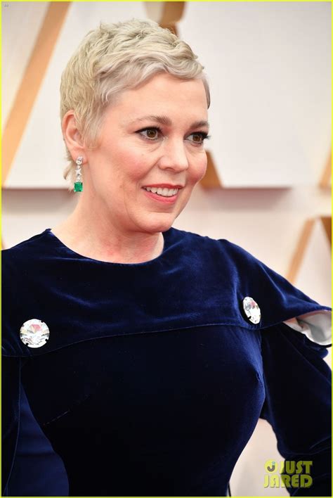 Oscar Winner Olivia Colman Debuts Blonde Hair at Academy Awards 2020 ...