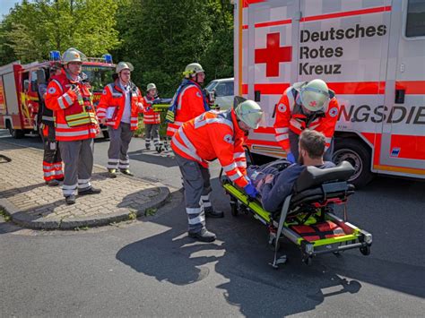 Neues Helfergleichstellungsgesetz Soll Ehrenamt Im Katastrophenschutz