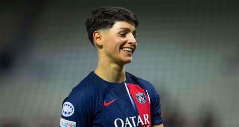 D1 Arkema Elisa De Almeida PSG se plaint à son tour d un calendrier