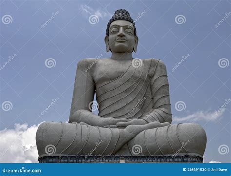 Dhyana Buddha Statue 125 Feet 38m at Banks of Krishna River Amaravathi ...