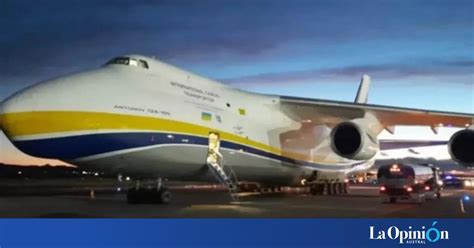 Lleg A Comodoro El Antonov An Uno De Los Aviones M S Grandes Del