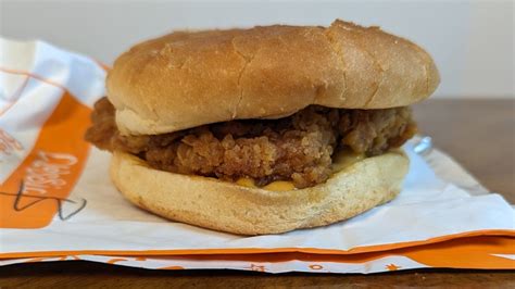 Popeye S Golden Bbq Chicken Sandwich Is An Interesting But Underwhelming Twist