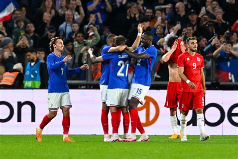 Equipe De France Les Bleus S Imposent Contre Le Luxembourg En