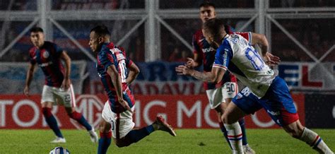 Un Partido Para El Olvido San Lorenzo Vivió Una Noche Del Terror Ante Fortaleza Y Complicó Sus