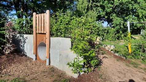 Kriechtunnel für den St Albertus Kindergarten in Hovestadt