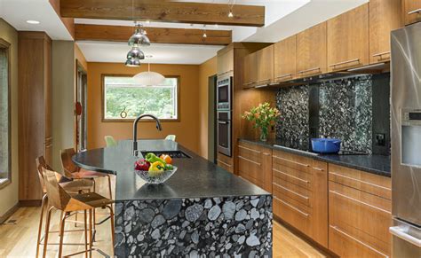 A Kitchen That Brings The Outside In New Hampshire Home Magazine