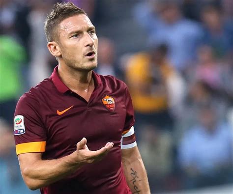 Francesco Totti Footballer Career Personal Life Francesco Totti