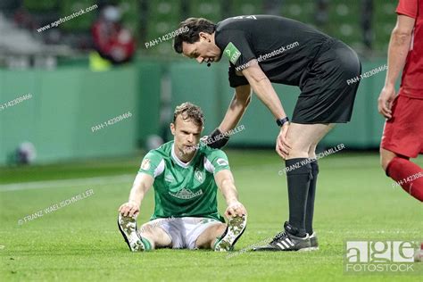 Referee Manuel Graefe Grafe Ger Takes Care Of Christian Gross Hb