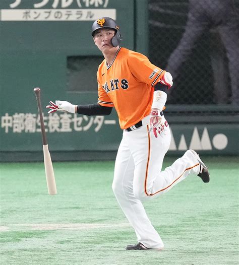 【巨人】坂本勇人が「サード坂本」として本拠地初アーチ 18号ソロ「先制出来て良かった」 プロ野球写真ニュース 日刊スポーツ