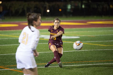 Stingers Martlets Womens Soccer Earn First Win Of The Season