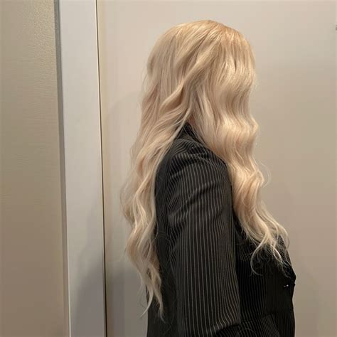 ImOgen Accessories Wig Cream Blonde Wig Milk Long Beach Waves Long