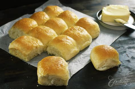 Homemade Soft Dinner Rolls Home Cooking Adventure