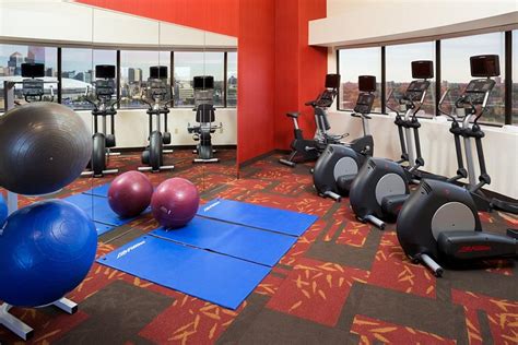 Courtyard By Marriott Minneapolis Downtown Gym Pictures And Reviews