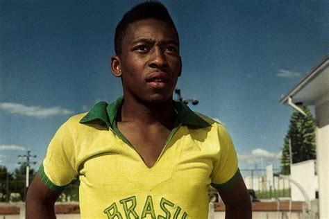 El polémico ranking que pone a Pelé como el cuarto mejor de la historia