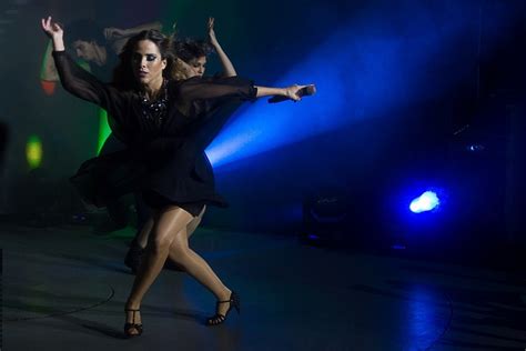 Fotos Wanessa Se Apresenta Gr Vida Em Boate Gay De S O Paulo Uol Entretenimento