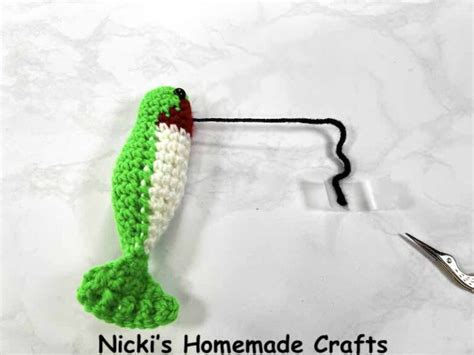 Realistic Free Crochet Hummingbird Pattern - Nicki's Homemade Crafts