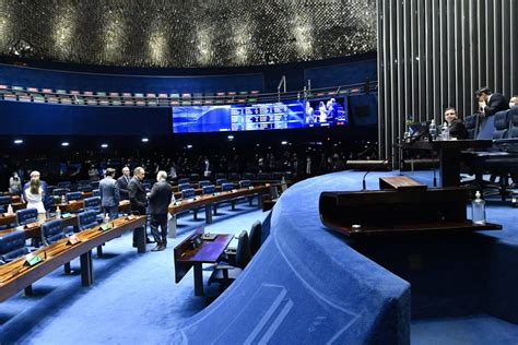 Senado Aprova Mp Piso Permanente De R Para Aux Lio Brasil