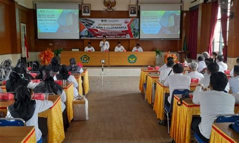 Man Yogyakarta Sambut Kunjungan Studi Banding Man Kota Bekasi