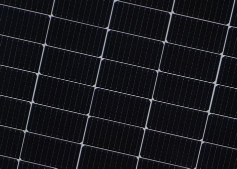 550W Bifacial Series 182mm 144 Cells Half Cut Monocrystalline Solar