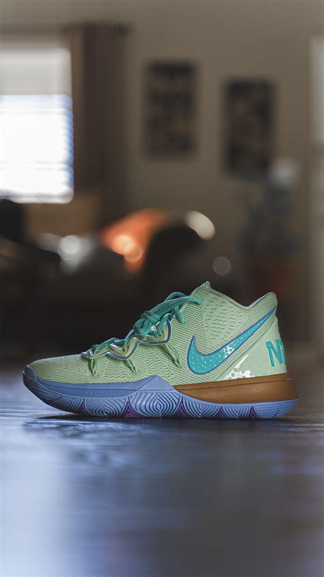 Bikini Bottom Ready R Sneakers