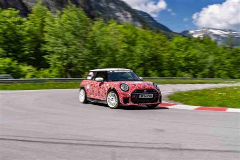 La Nuova Mini John Cooper Works Scende In Pista Svelato Il Circuito