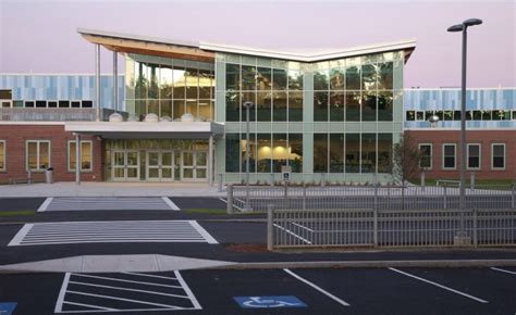 Falmouth Elementary School Oak Point Associates