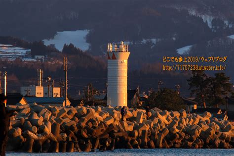 富山湾が一番美しく見える街「生地」で見る「だるま夕日」、立山連峰も色付く！ どこでも参上 魚津の蜃気楼と風景