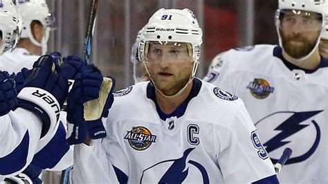 Steven Stamkos New Norm Finally Back Nhls Scoring Leader Has