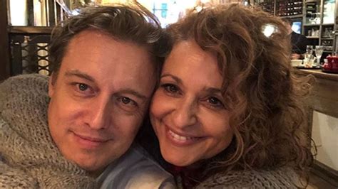 Loose Women S Nadia Sawalha Shocks Fans With Naked Photo Of Husband