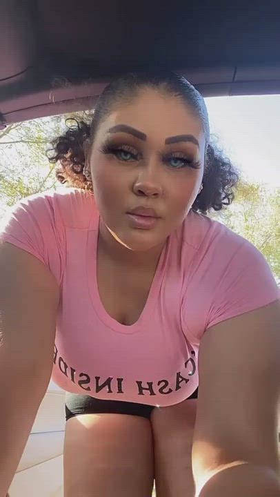 She Knows How To Shake Her Thicc Ass IG Scrolller